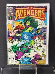 lot 353 image: (8) Vintage Comic Books