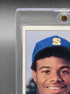 lot 266A image: 1989 Upper Deck Ken Griffey Jr Rookie Card #1