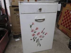 Vintage Metal clothing hamper