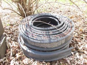 2-Rolled coils of landscape edging