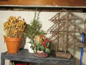 Assorted Decor.