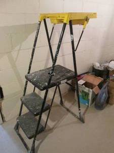 Cosco 3-Step Portable Folding Step Ladder