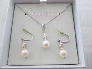 Sparkle Cultured Freshwater Pearls