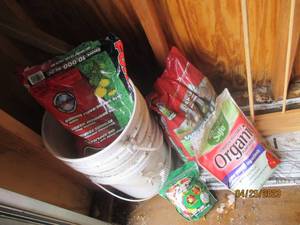 5-gallon buckets with outdoor fertilizer