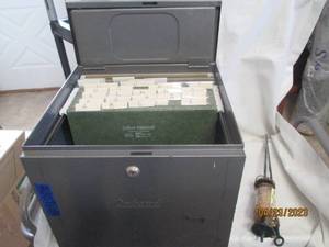 Vintage Oxford metal hanging file box