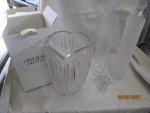 Frosted and Clear Skyline and Oneida vases
