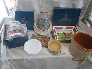 Home accents and Royal Worchester decor