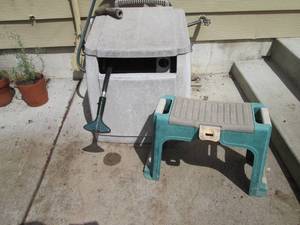 Garden hose reel on wheels