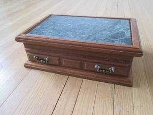 Vintage Wood jewelry box