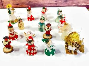 lot 83 image: Antique Japanese Christmas Figurines