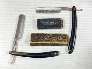 lot 87 image: Antique Razor Set