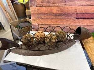 lot 97 image: Unique Metal Fish Art 33 Inch Long