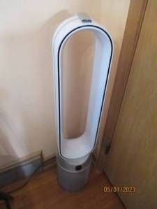 lot 134 image: Dyson Air Purifier with Air Multipl...