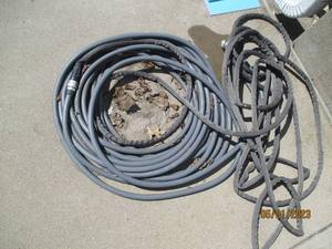 lot 191 image: Group of garden and soaker hose...
