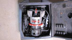 lot 287 image: craftsman router...