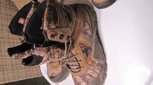 lot 348 image: 2 pair boots and a boot remover siz...