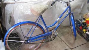 lot 376 image: schwinn womans bike 3 speed...