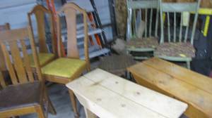 lot 395 image: 10 items, 6 chairs, 2 benches and 2...