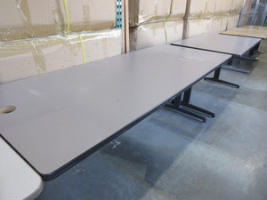 lot 202 image: ASSORTED HERMAN MILLER WORK TABLES