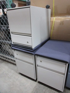 lot 110 image: STEELCASE MOBILE FILE PEDESTALS