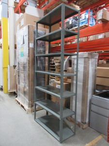 lot 121 image: METAL UTILITY SHELF