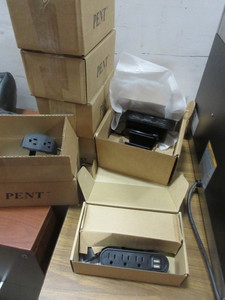 lot 137 image: MOUNTABLE MULTI OUTLET POWER OUTLETS