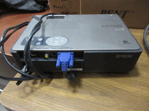 lot 143 image: EPSON LCD PROJECTOR