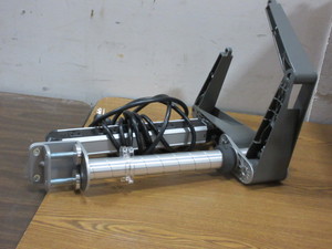 lot 146 image: KNOLL CLAMP ON DUAL SCREEN MONITOR SUPPORT WITH POWER STRIP