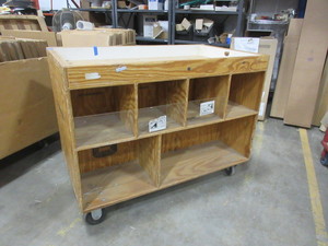 lot 164 image: WOODEN STOCK CART