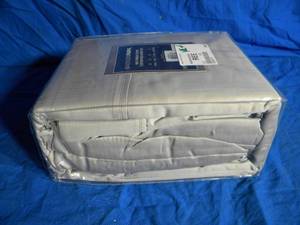 lot 380 image: Brand New Madison Park 800 Thread Count Cotton-Rich Sateen 6-Pc. Sheet Set - King