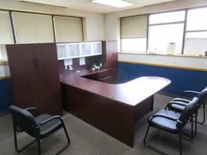 Large Executive Desk & Cabinets