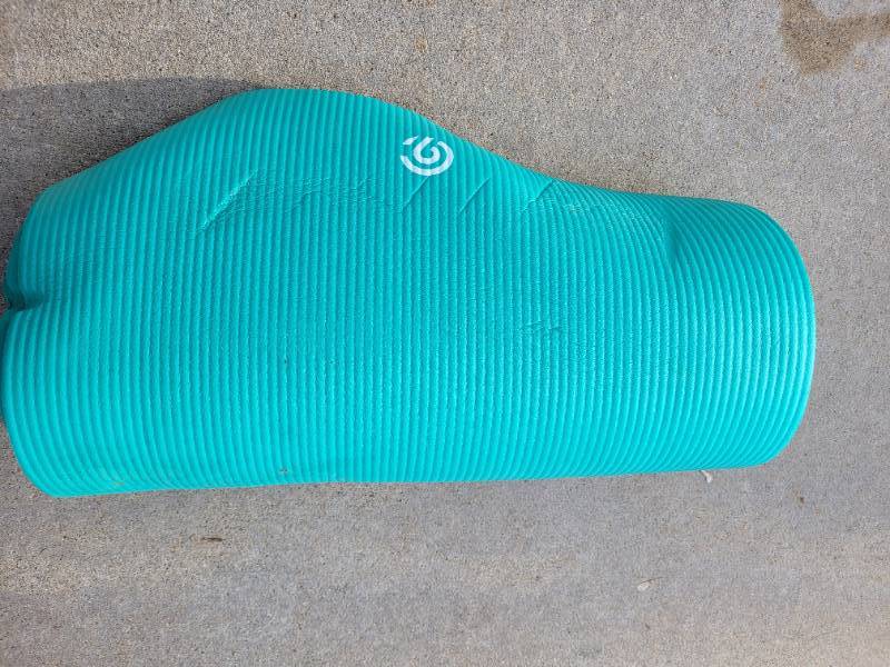 lot 20 image: C9 Champion FitnessYoga Mat