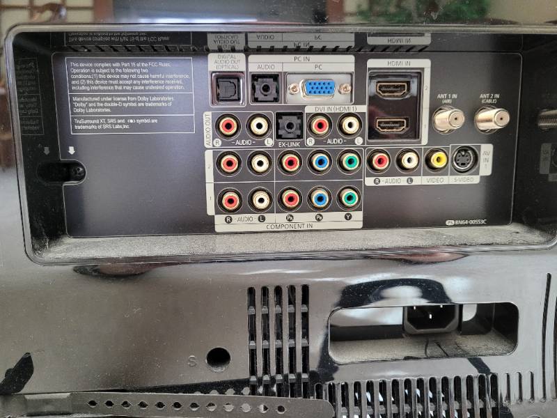 lot 2 image: Samsung 46 TFT-LCD Television Model LN-T4665F