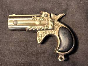 lot 22 image: Vintage Victory 2 14 Toy Gun