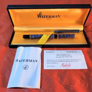 lot 16 image: Waterman Blue Marble & Gold Trim Pen (Paris France)
