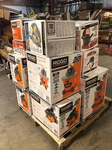 lot 2 image: Pallet of MIxed Assorted WetDry Shop Vacs Various Models and Conditions Customer Returns See Pictures
