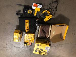 lot 13 image: Lot of Dewalt Power Tools and Hardware Customer Returns See Pictures