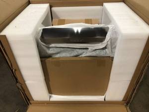 lot 27 image: 30 in. 800 CFM Professional Style Stainless Steel Range Hood with Stainless Steel Baffles by NXR  Customer Returns See Pictures