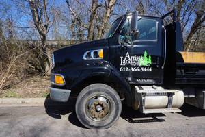 lot 1 image: 2007 Sterling Model LT8513 Single Axle Dump Truck With Tag Axle