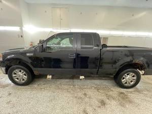 lot 8B image: 2007 Ford F-150 XLT - 4X4