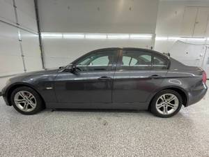 lot 8H image: 2008 BMW 3 Series  328Xl