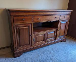 lot 2 image: Elegant Wood Buffet by Stanley