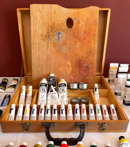 lot 92 image: Anco Bilt Painters Case with Several Tubes of Paint