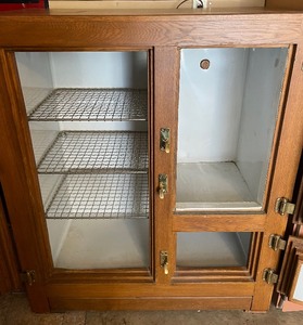 lot 18A image: Vintage Wooden Icebox