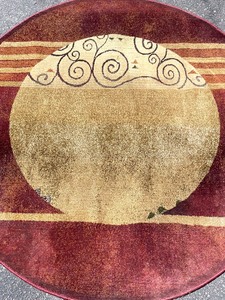 lot 226 image: Oriental Weavers Rug