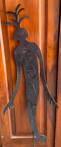 lot 258 image: Marvelous Metal Yard Decor
