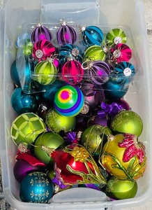 lot 261 image: Grand Grouping of Holiday Decor