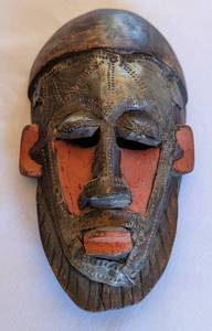 lot 43 image: Three Carved Wood African Masks