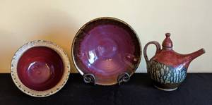 lot 116 image: Purple  Mauve Hued Studio Pottery