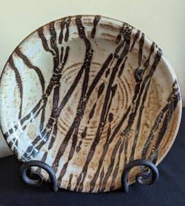 lot 118 image: Four Pieces of Studio Pottery including Two Pieces of Signed MDH Pottery